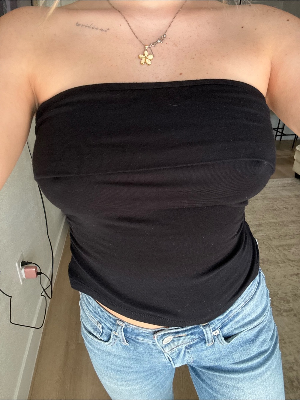 Black Strapless Tube Top - Women